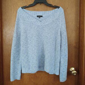 CAROLYN TAYLOR PETITE LARGE V NECK POWDER BLUE GRAY HEATHERED SWEATER